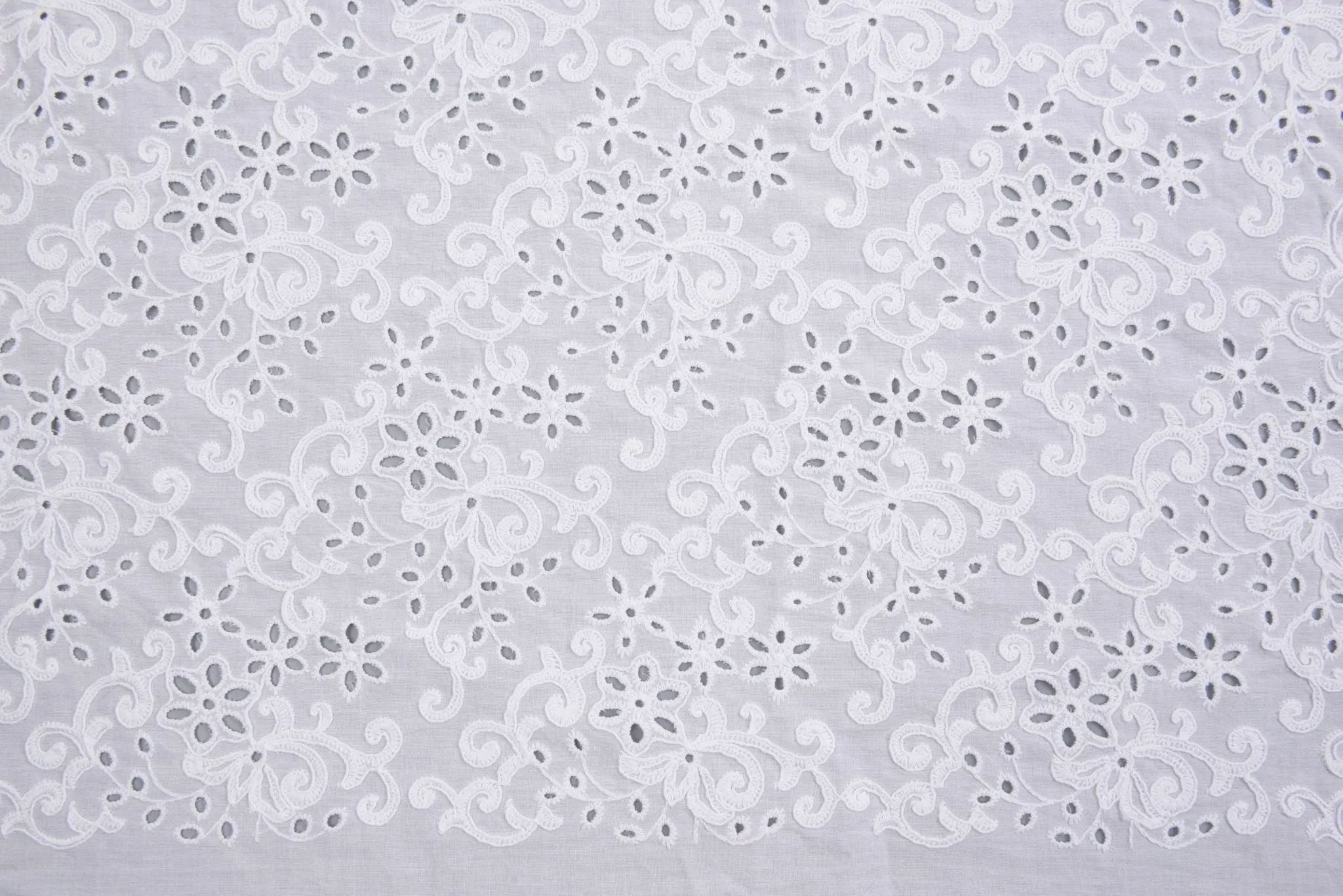 100% Cotton 3D Eyelet Embroidery White Fabric -GK- 6230