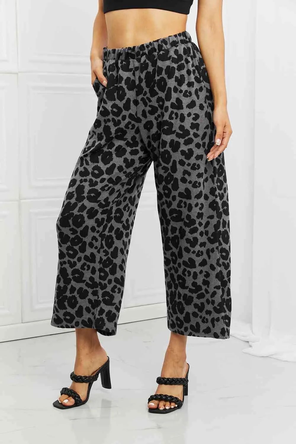 BOMBOM Stay Cozy Pattern Wide Leg Pants