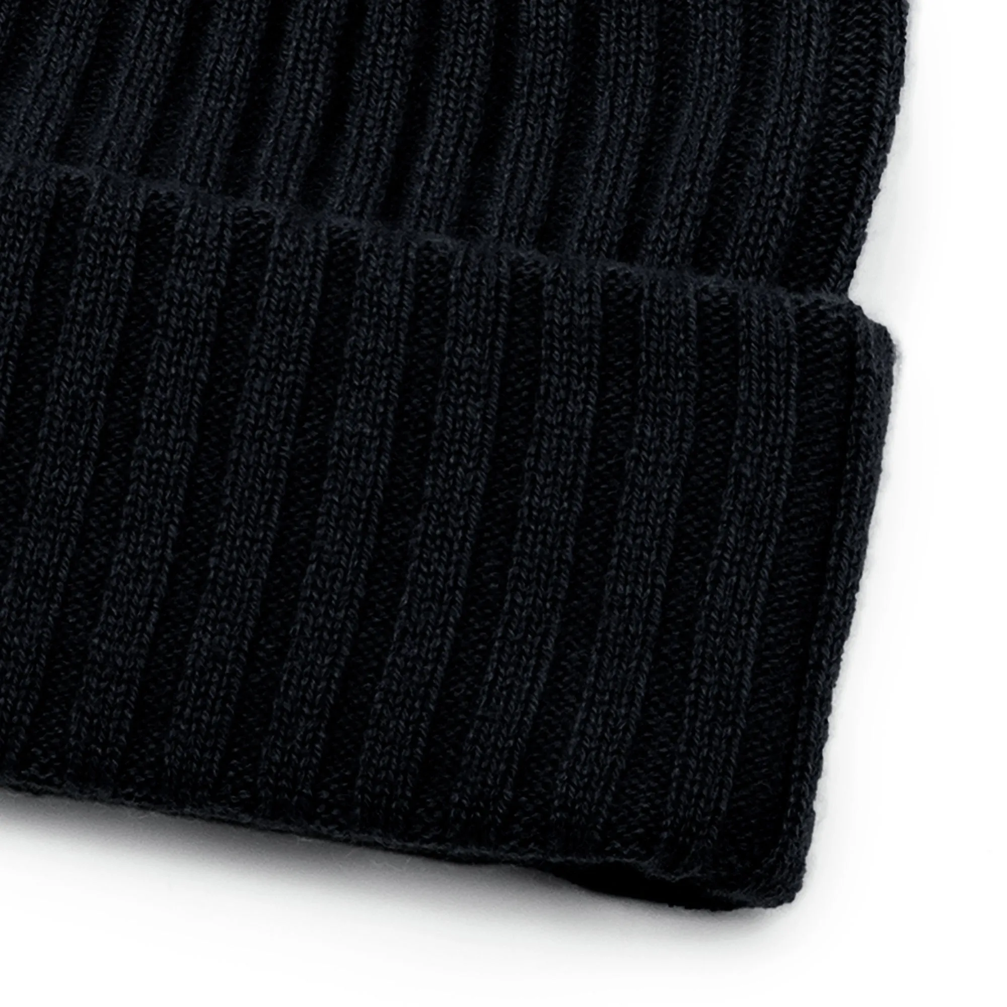 Cashmere beanie "Oda" - black