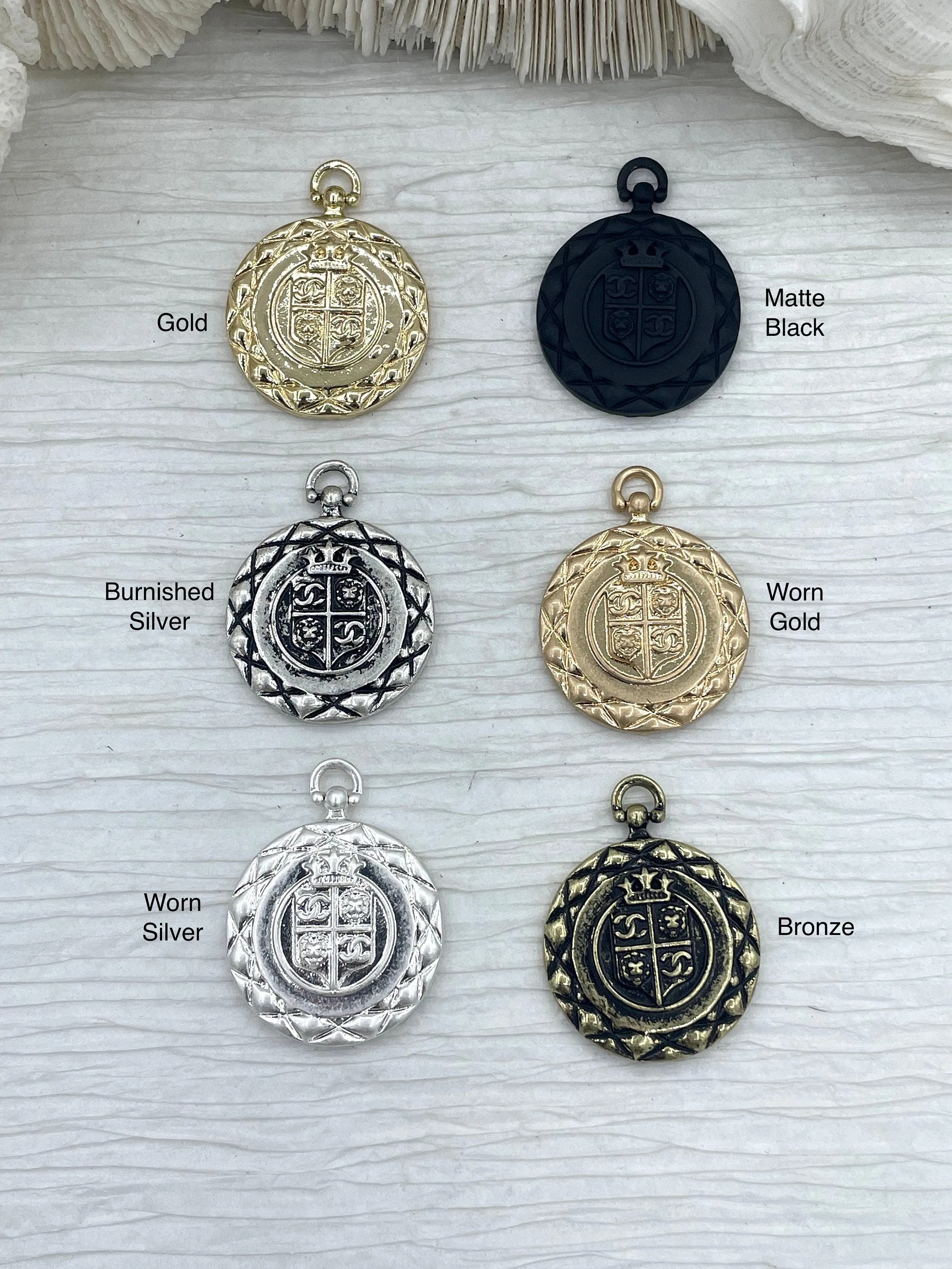 French Coin Pendant 30mm, Quilted Crown Lion Coin, Crown Medallion, Vintage Coin, Lion Coin, 6 Finishes,Coin Pendant, French Coin, Fast Ship