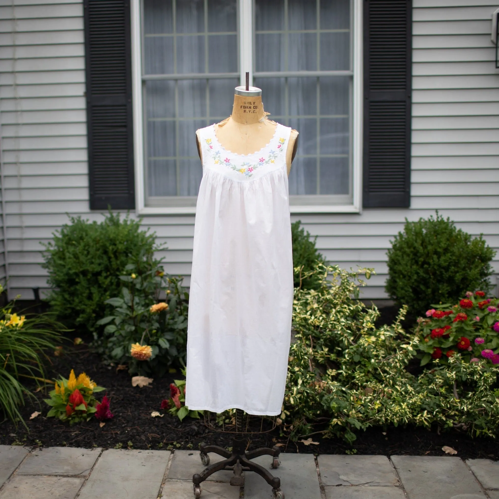 Size Petite - Garland Nightgown - Sample/Seconds Sale